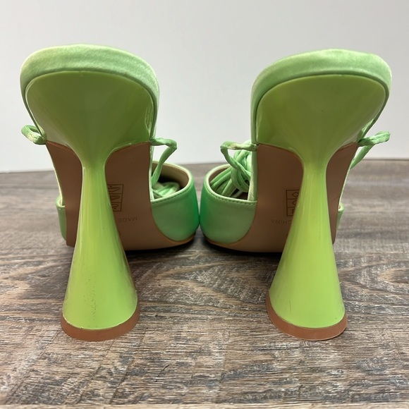New Nasty Gal Satin Strappy Flared Court Heels -Lime Green Size 7 - Picture 8 of 12